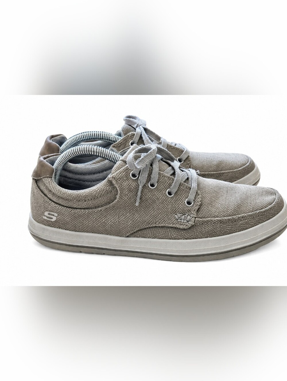Skechers Expected Avillo Relaxed Fit Men’s 9 Gray Canvas Sneakers Casual Comfort